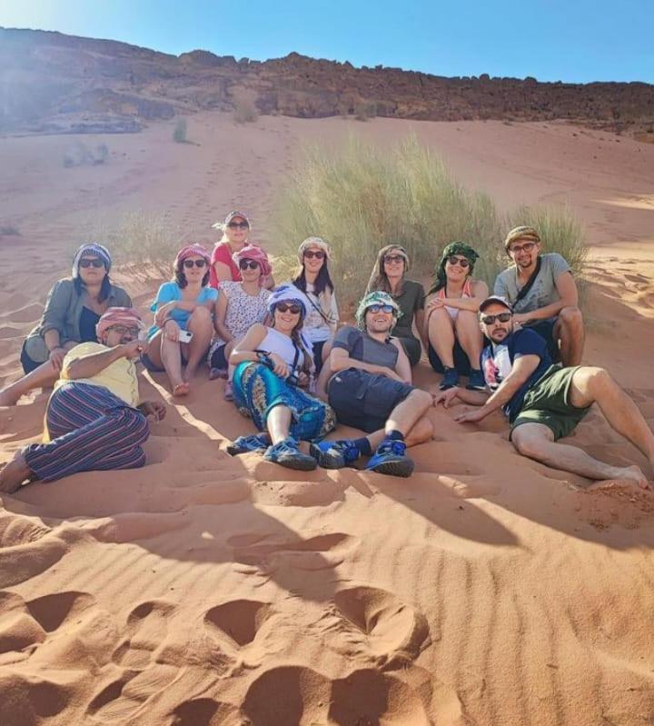 Moon City With Jeep Trips วาดิรัม ภายนอก รูปภาพ